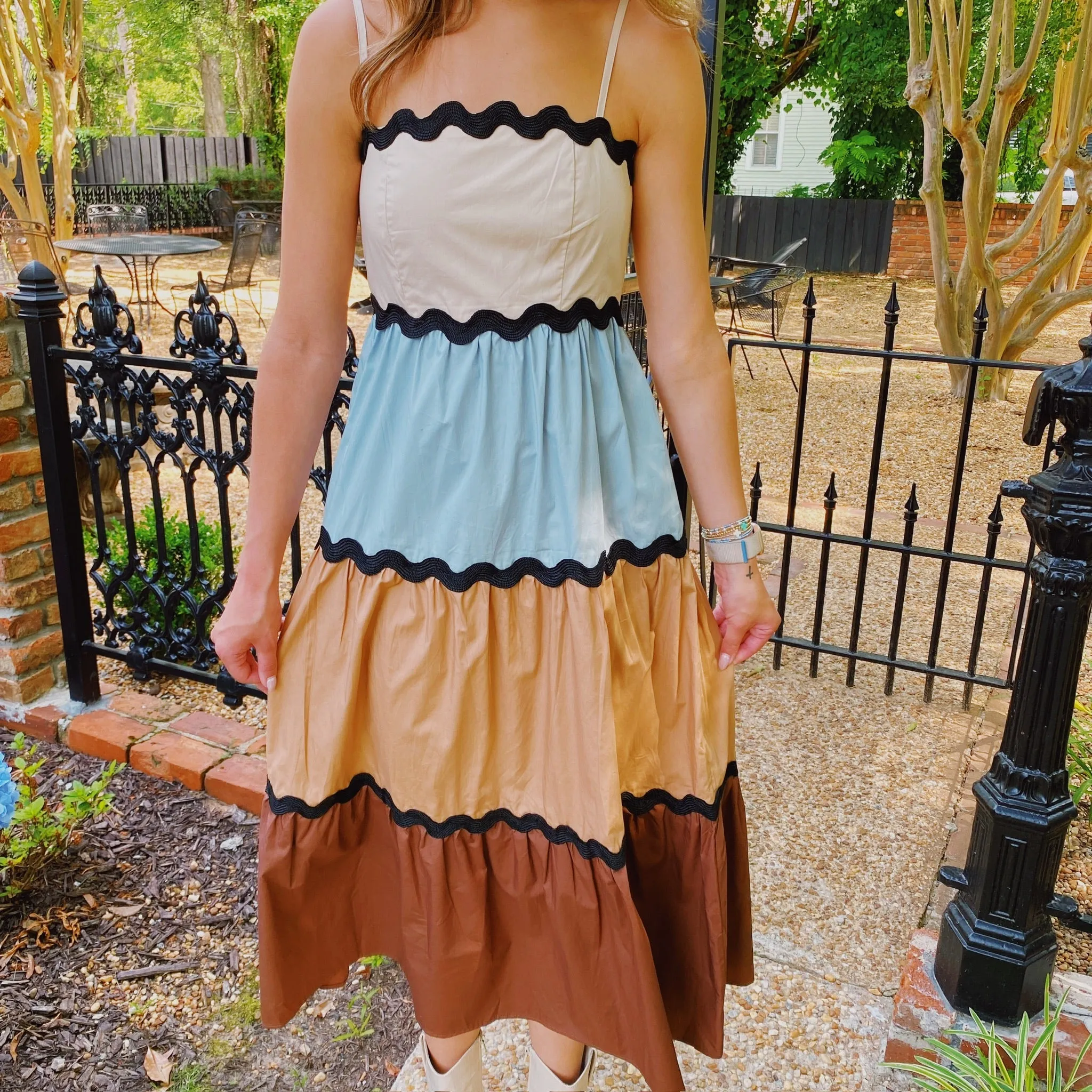 BROWN AND BABY BLUE COLOR BLOCKED TIERED MAXI DRESS