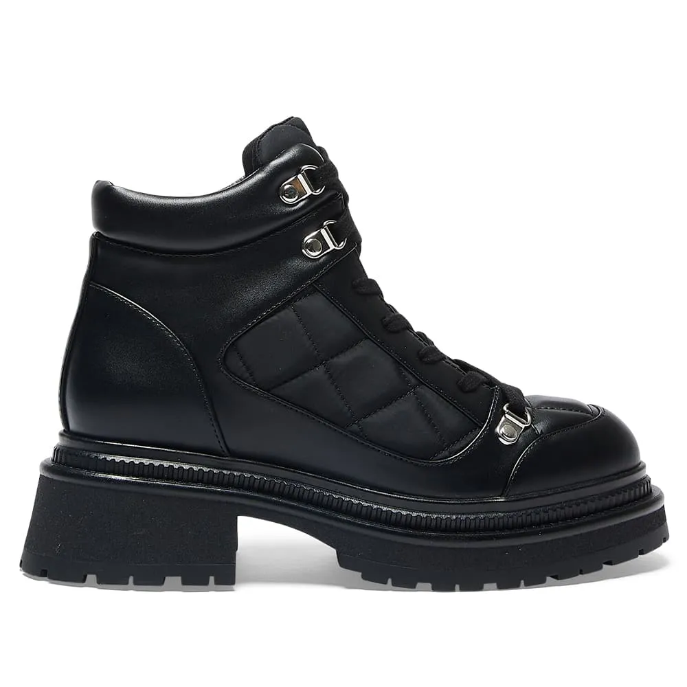 Kai Boot in Black Smooth