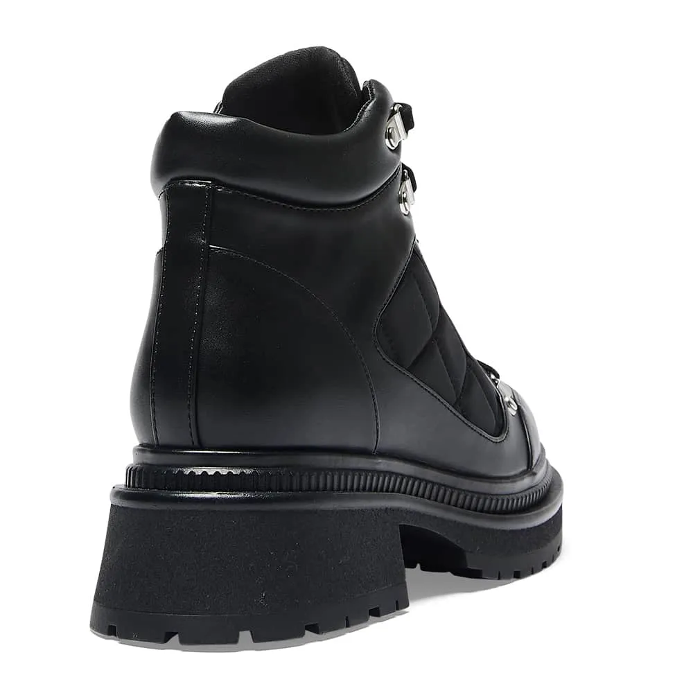 Kai Boot in Black Smooth